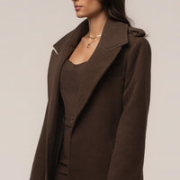«Ligne savane» — manteau long ceinturé, chocolat