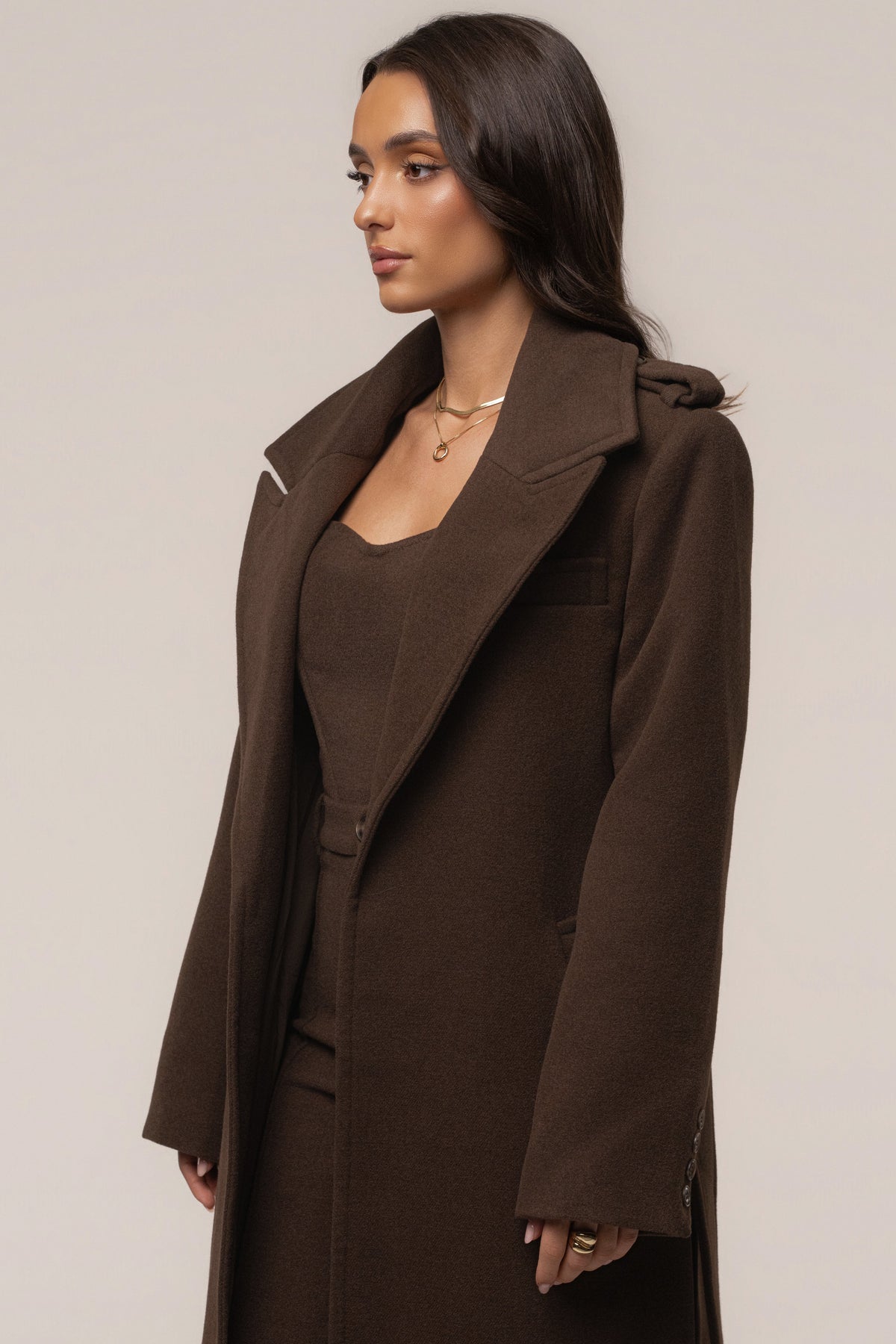 «Ligne savane» — manteau long ceinturé, chocolat