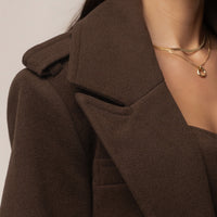 «Ligne savane» — manteau long ceinturé, chocolat