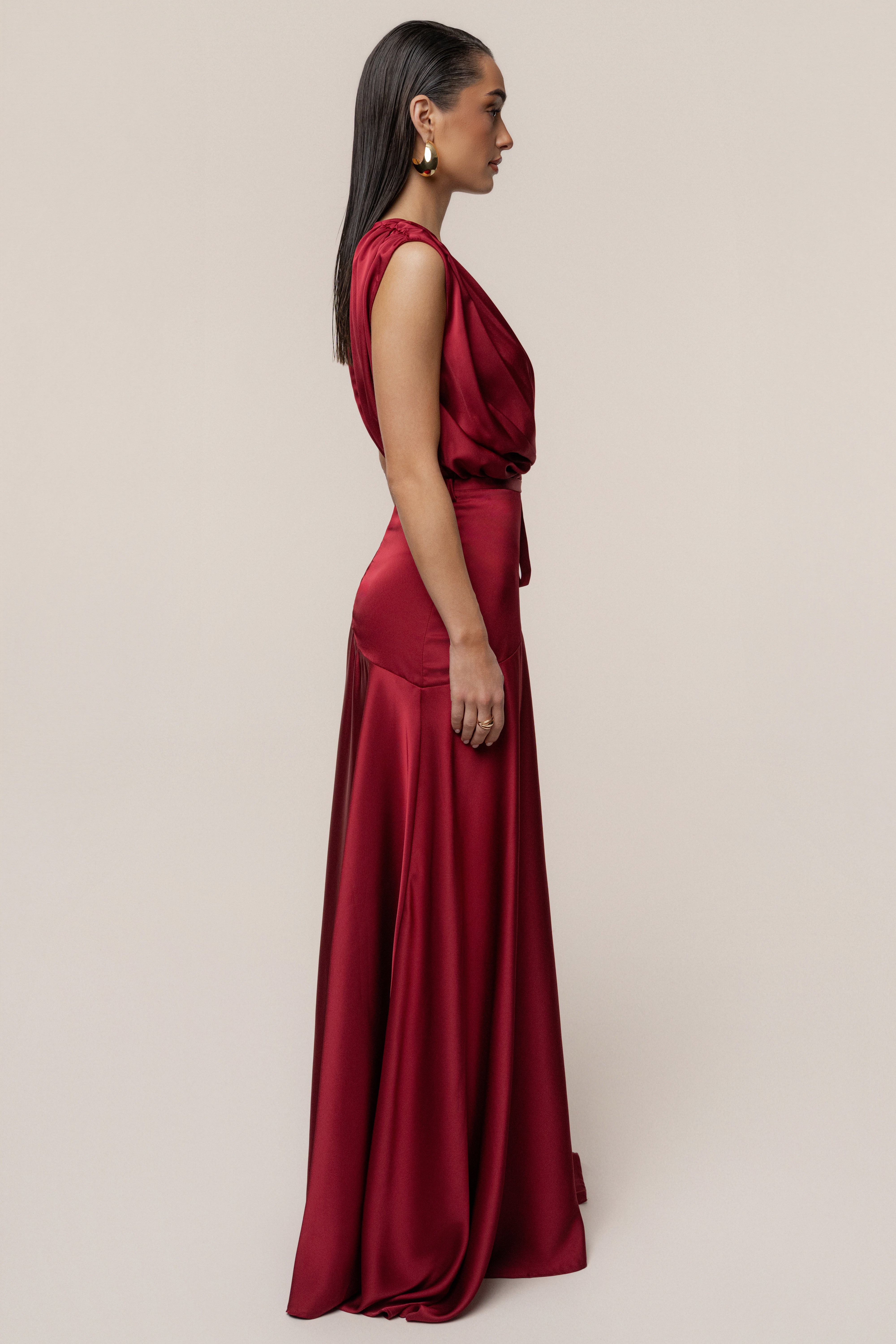 « Amalia » — Robe Longue Satinée, Rouge