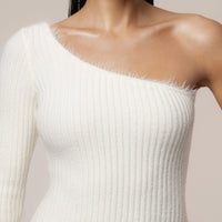 « Neige Alpine » — Robe Longue Asymétrique Fendue, Ivoire
