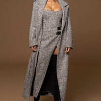 « Éclat Feutré » — Corset en Tweed, Gris Clair