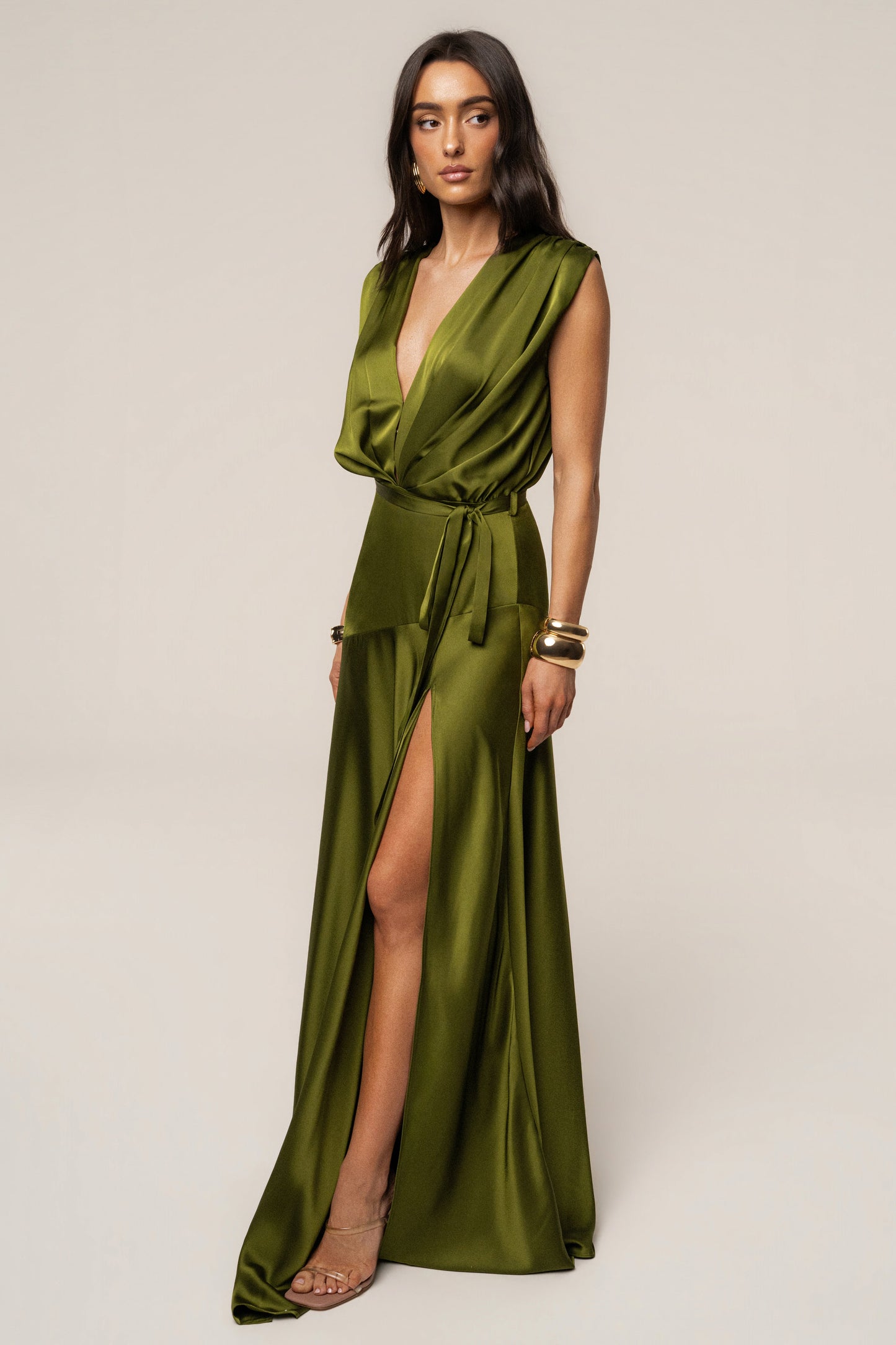 « Amalia » — Robe Longue Satinée, Olive