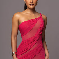 « Alari » — Robe Longue Une Épaule, Rose