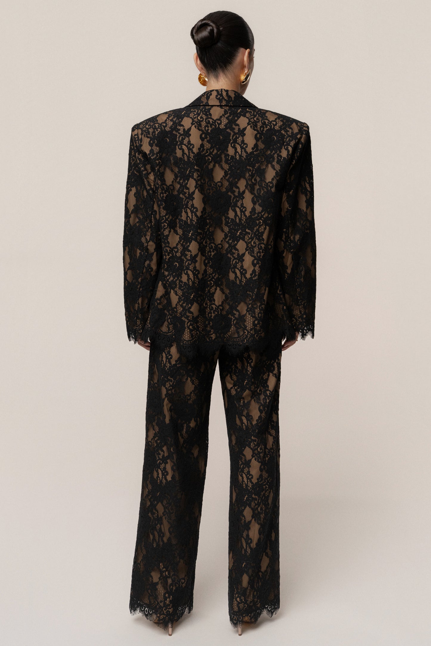 « Étreinte Éternelle » — Pantalon en Dentelle, Noir