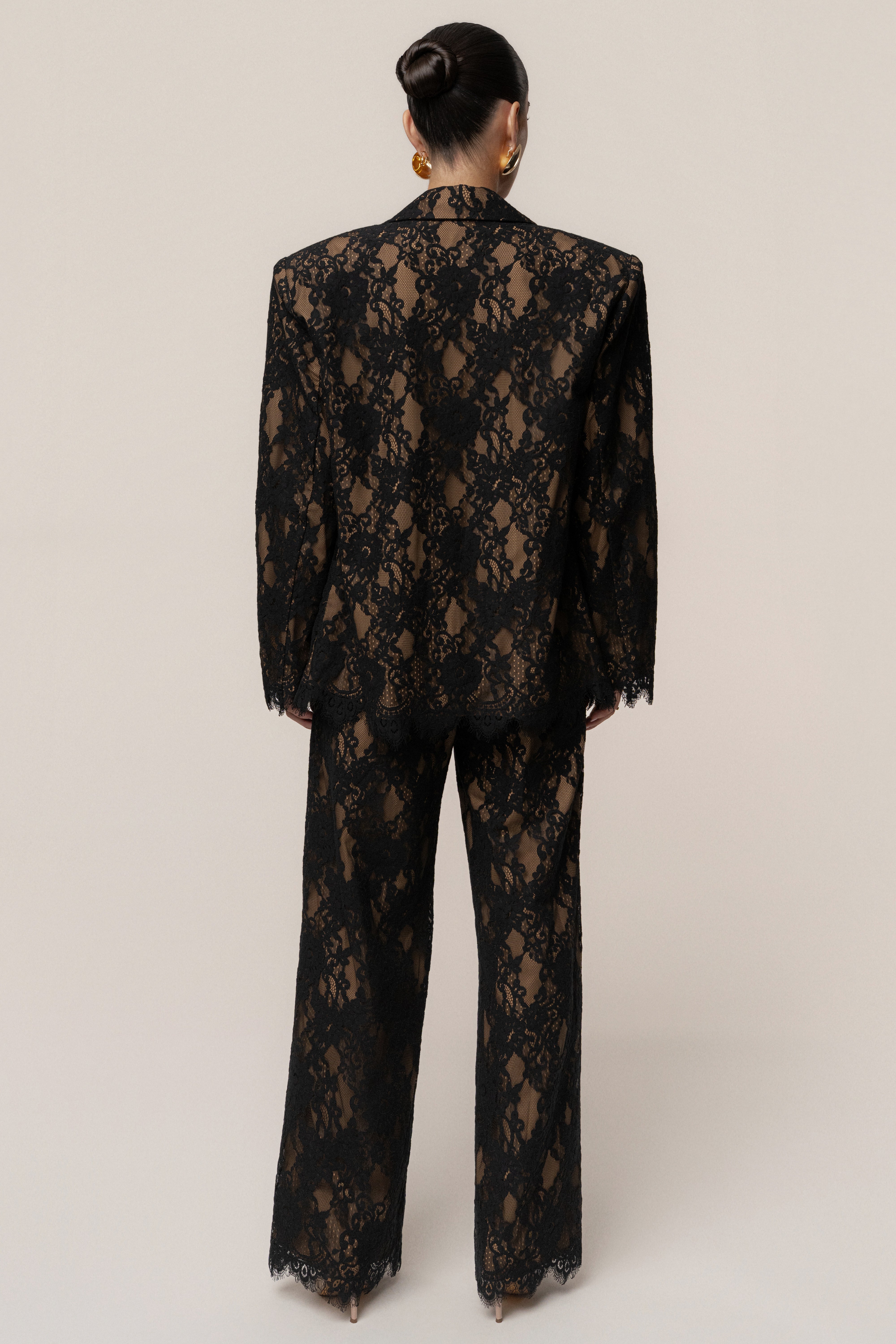« Étreinte Éternelle » — Pantalon en Dentelle, Noir