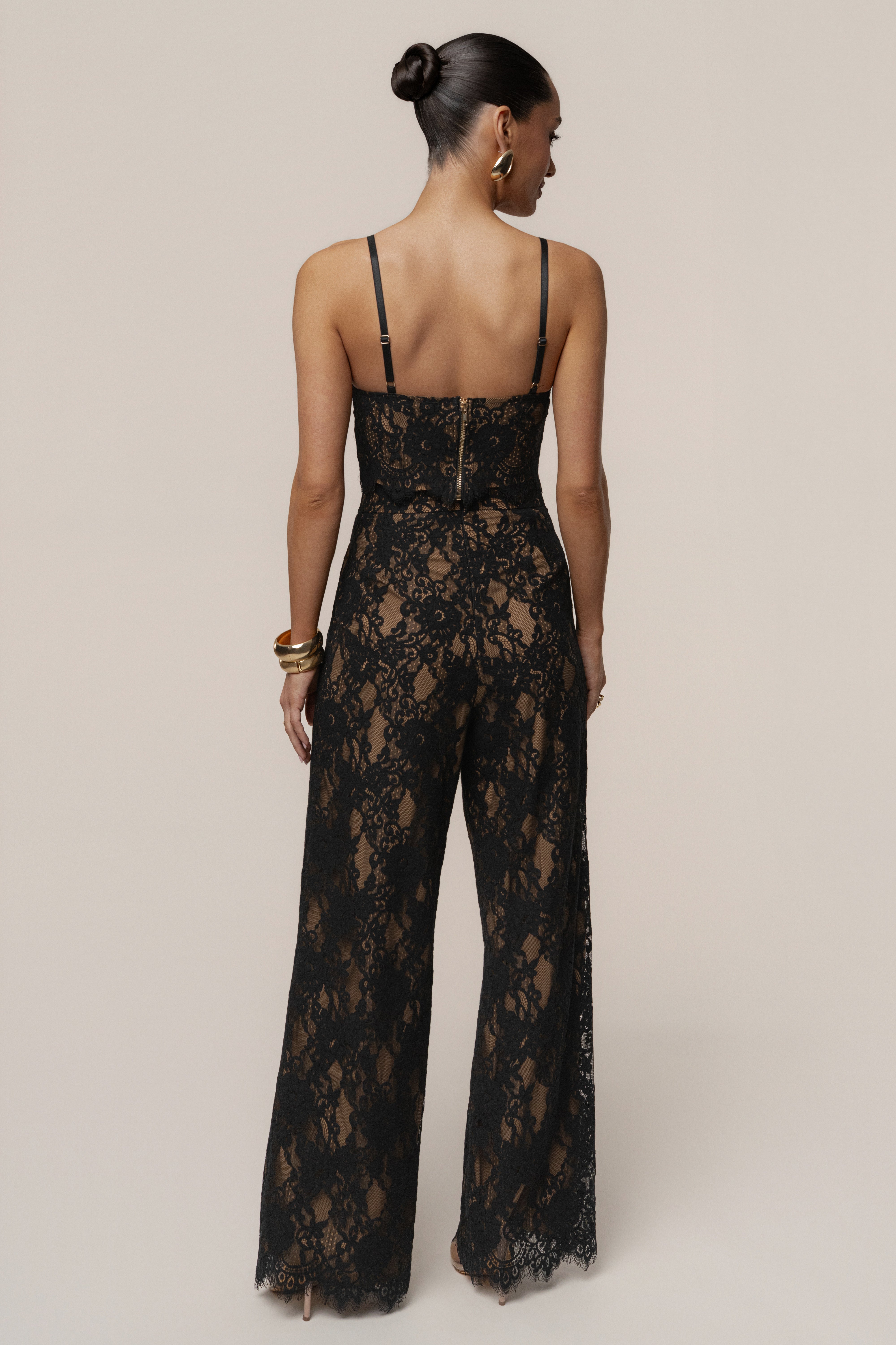 « Étreinte Éternelle » — Pantalon en Dentelle, Noir