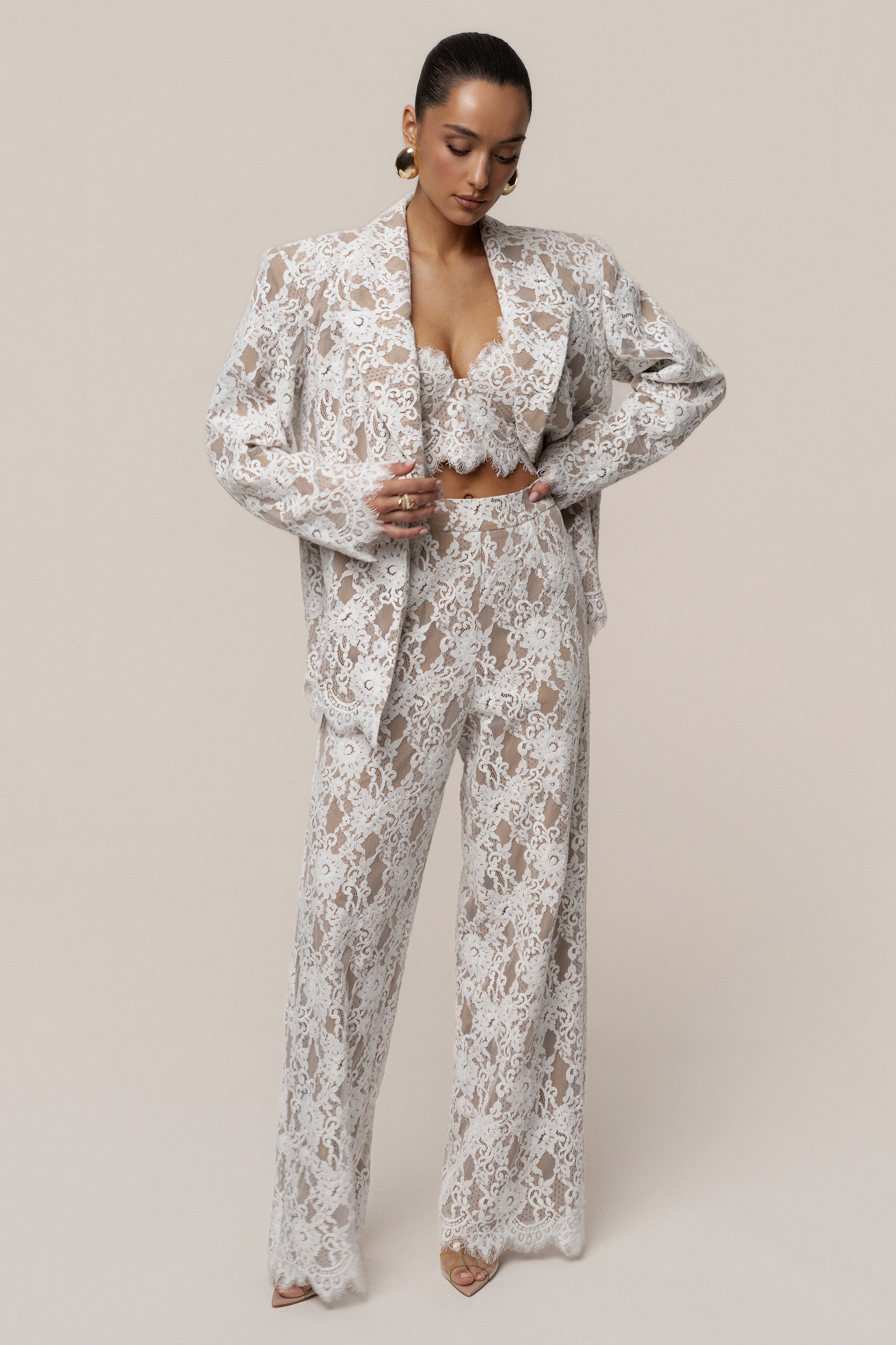 « Étreinte Éternelle » — Pantalon en Dentelle, Blanc