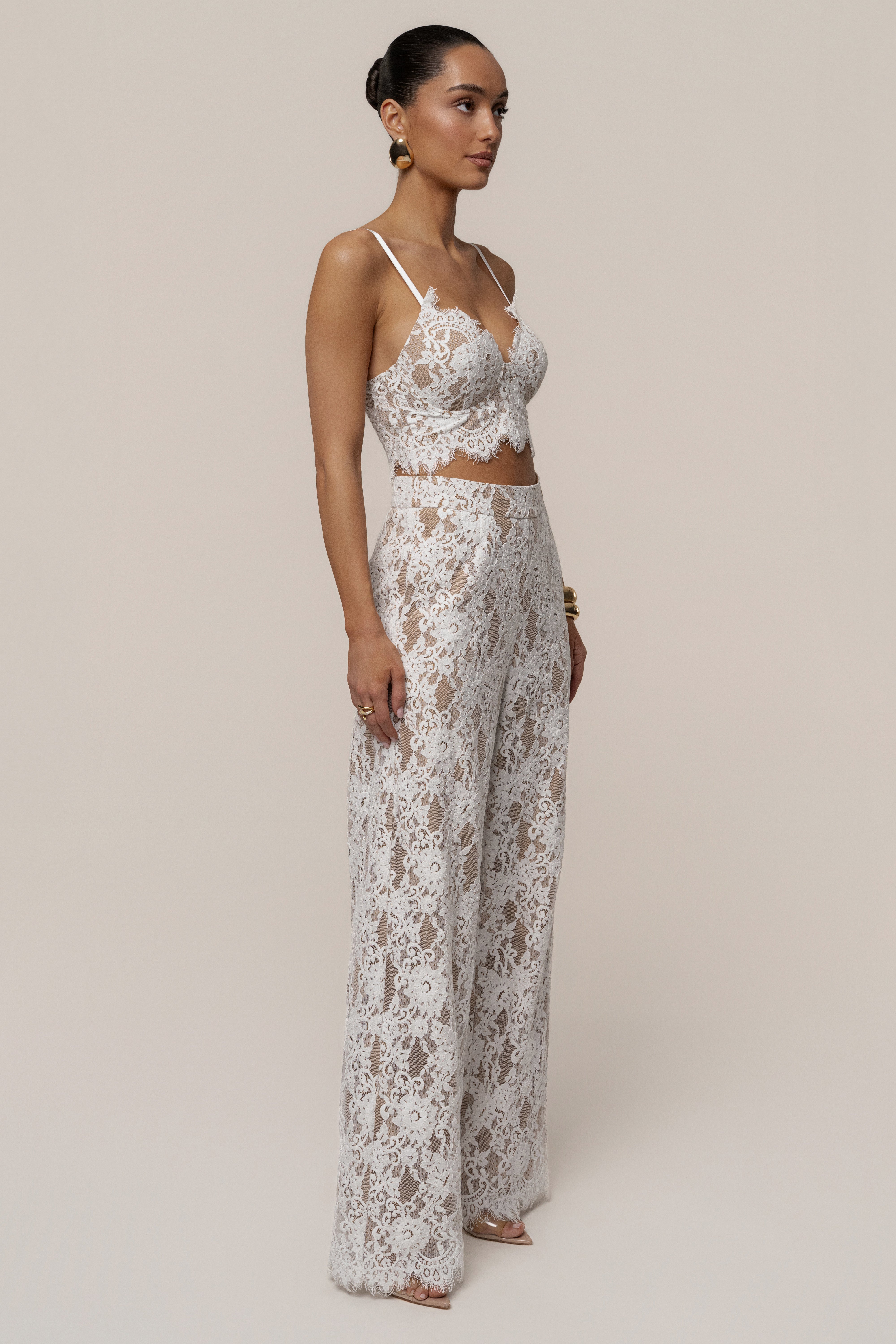 « Étreinte Éternelle » — Pantalon en Dentelle, Blanc