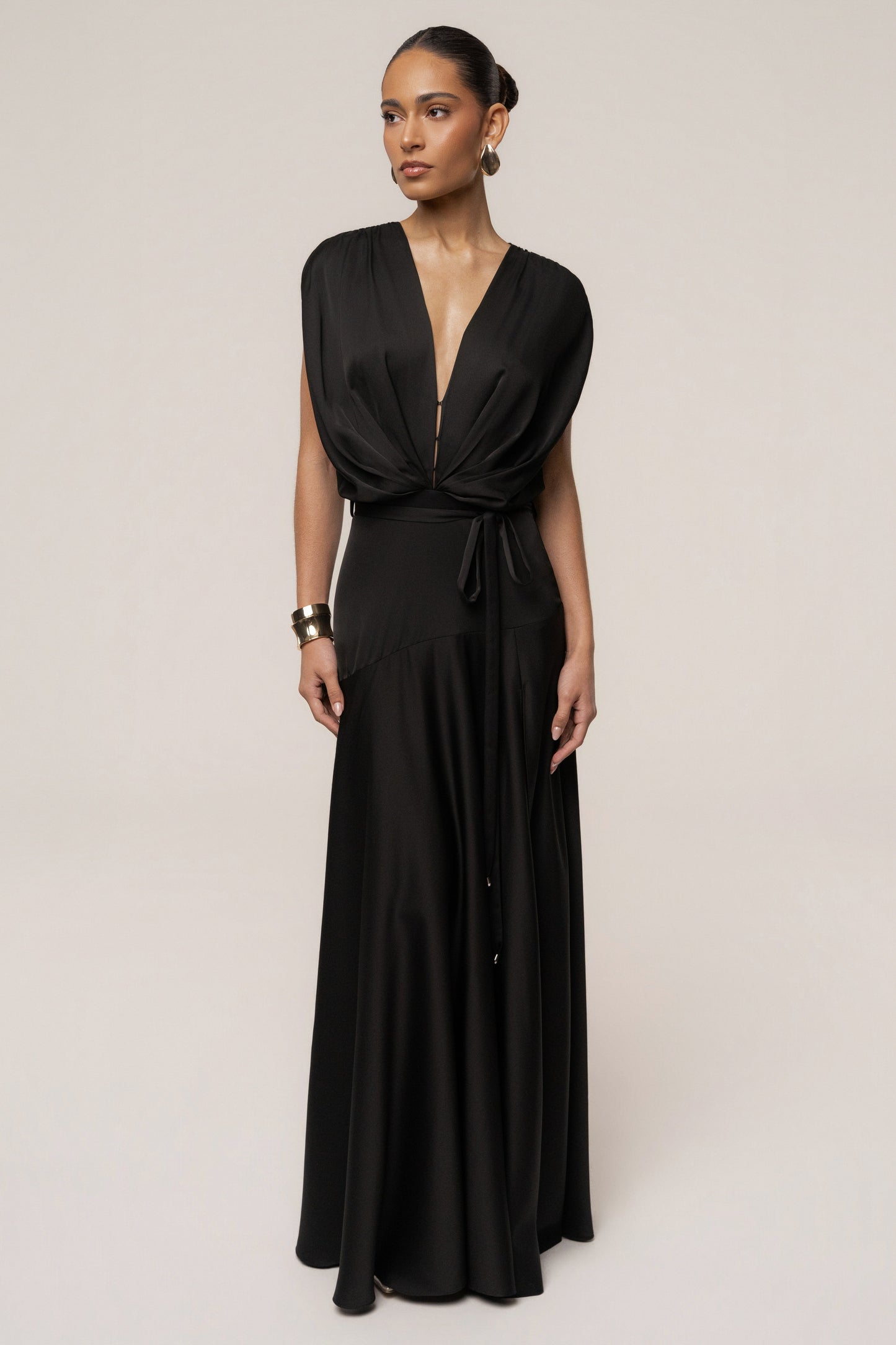 « Amalia » — Robe Longue Satinée, Noir