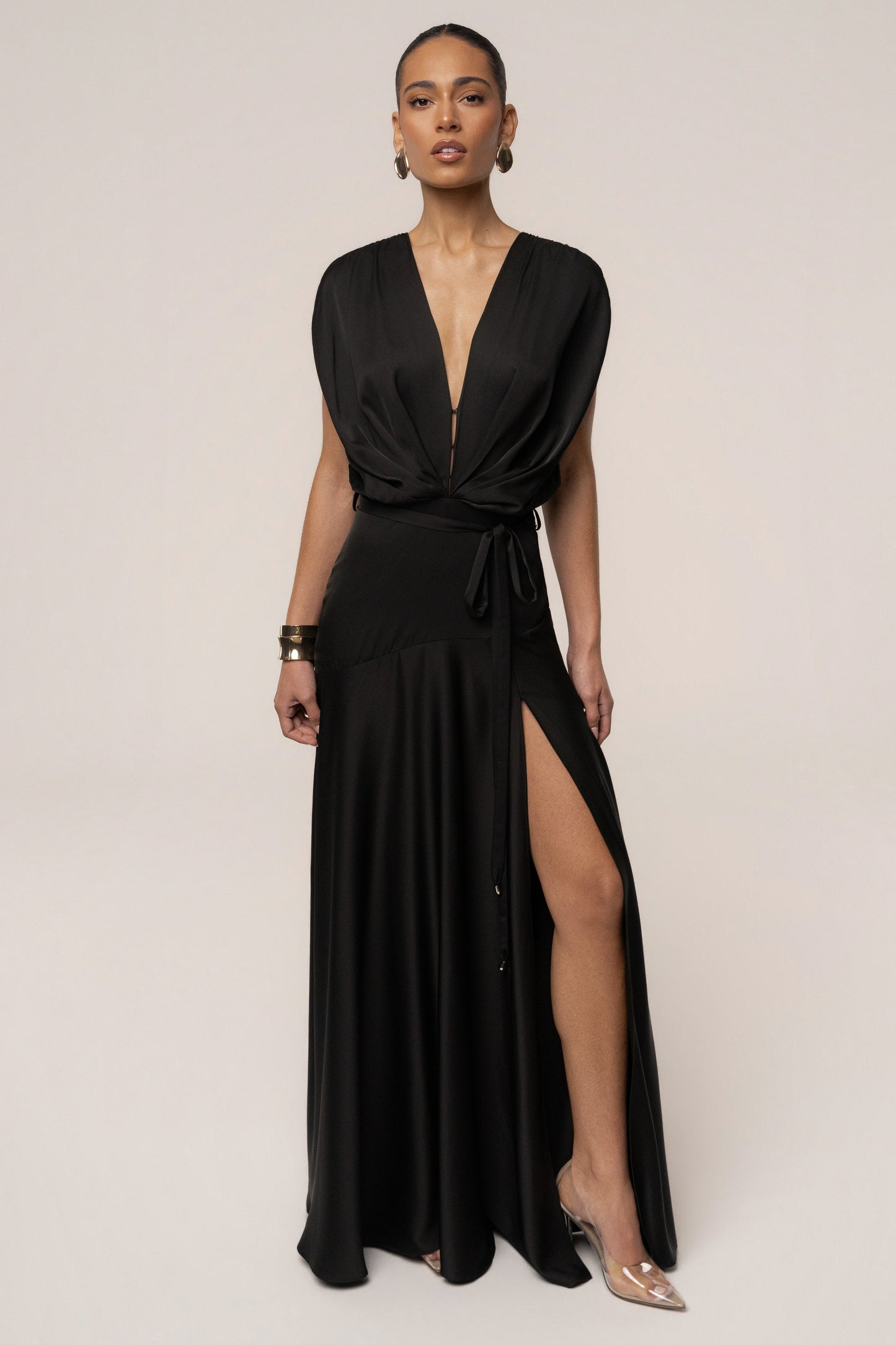 « Amalia » — Robe Longue Satinée, Noir