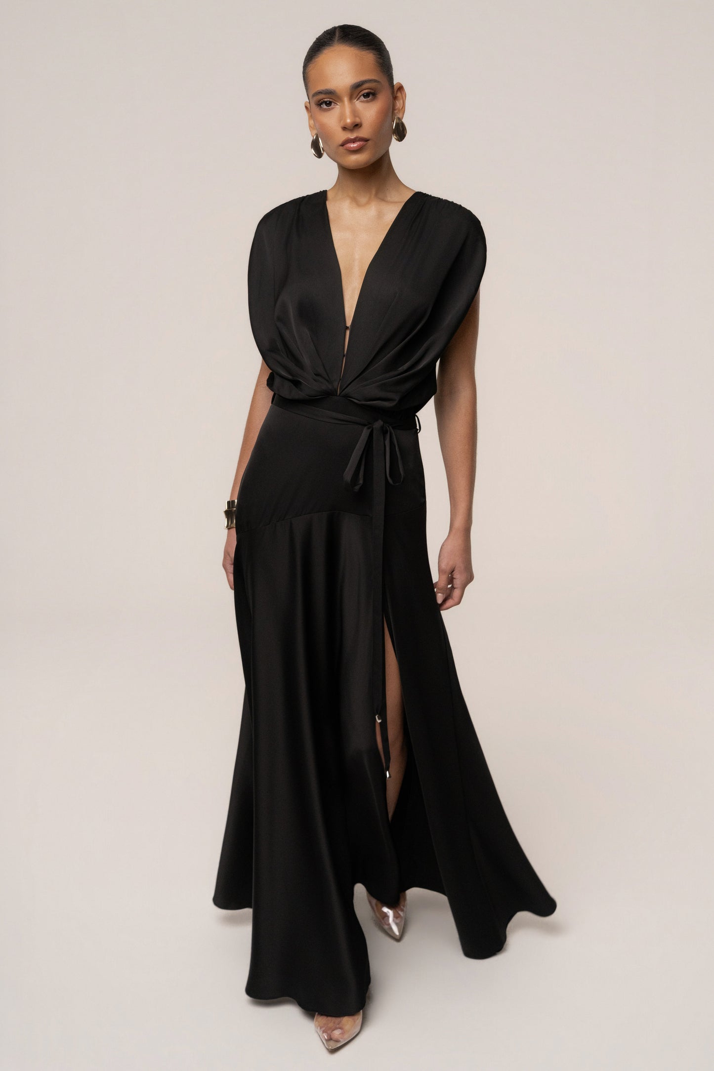 « Amalia » — Robe Longue Satinée, Noir
