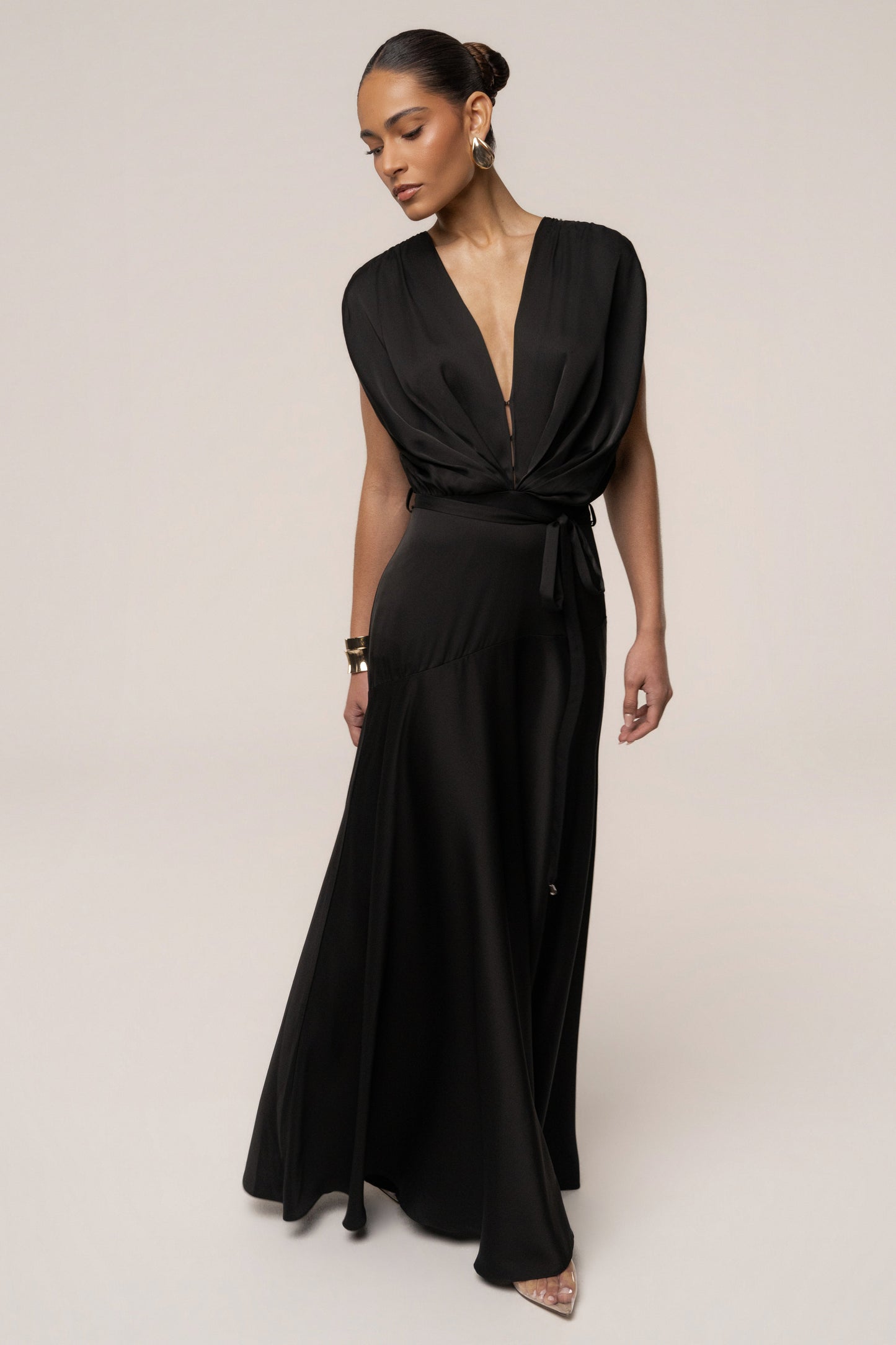 « Amalia » — Robe Longue Satinée, Noir