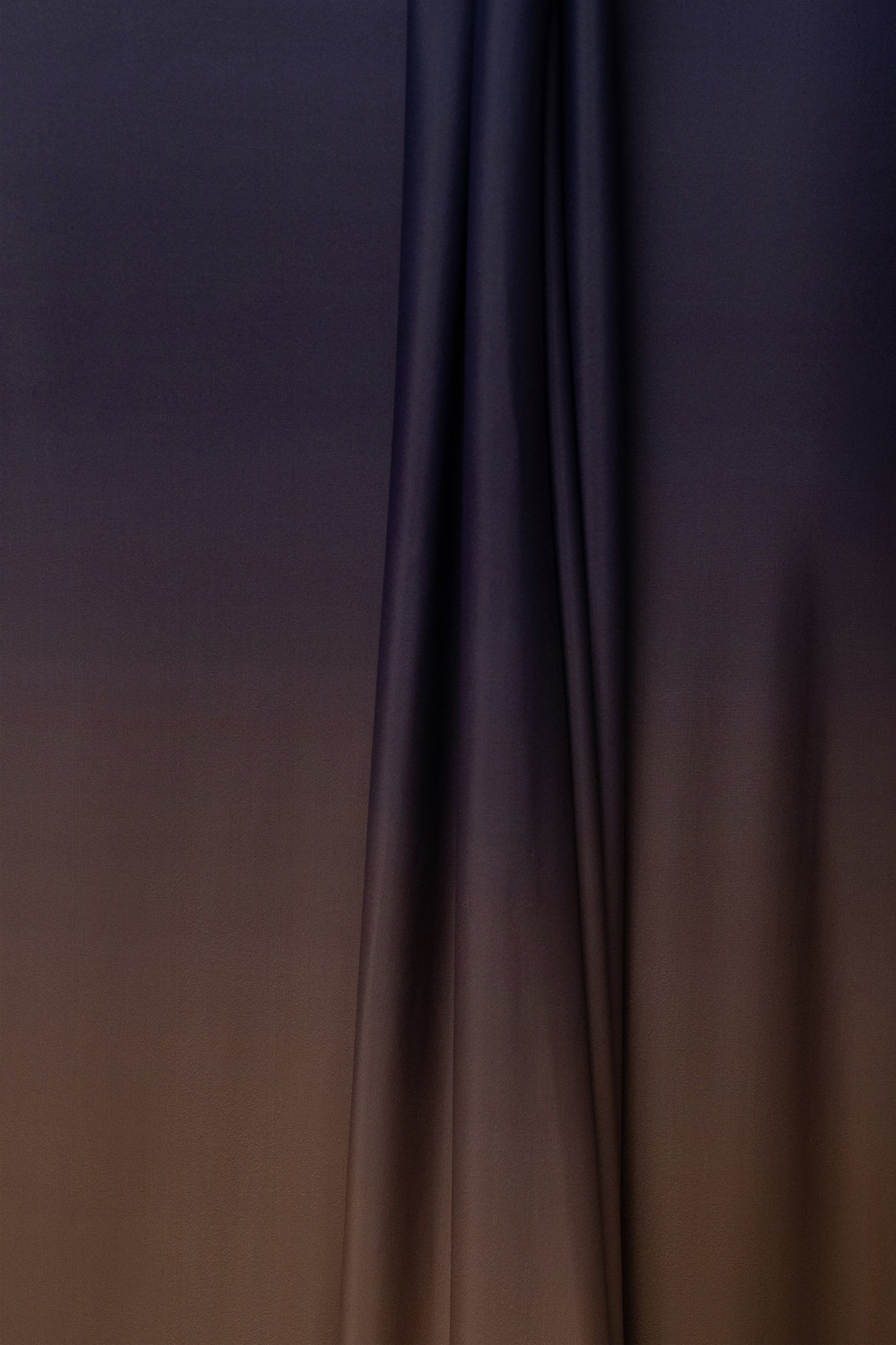 « Palma » — Robe Longue Décolletée, Noir Ombré