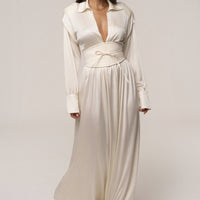 « Ligne Haute » — Robe Longue à Col, Crème
