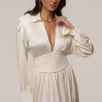 « Ligne Haute » — Robe Longue à Col, Crème