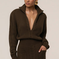 «Douceur Automnale» — robe côtelée, chocolat.