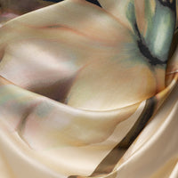 « Fleur de Lune » — Robe Mini Drapée à Imprimé Floral, Bleu Marine