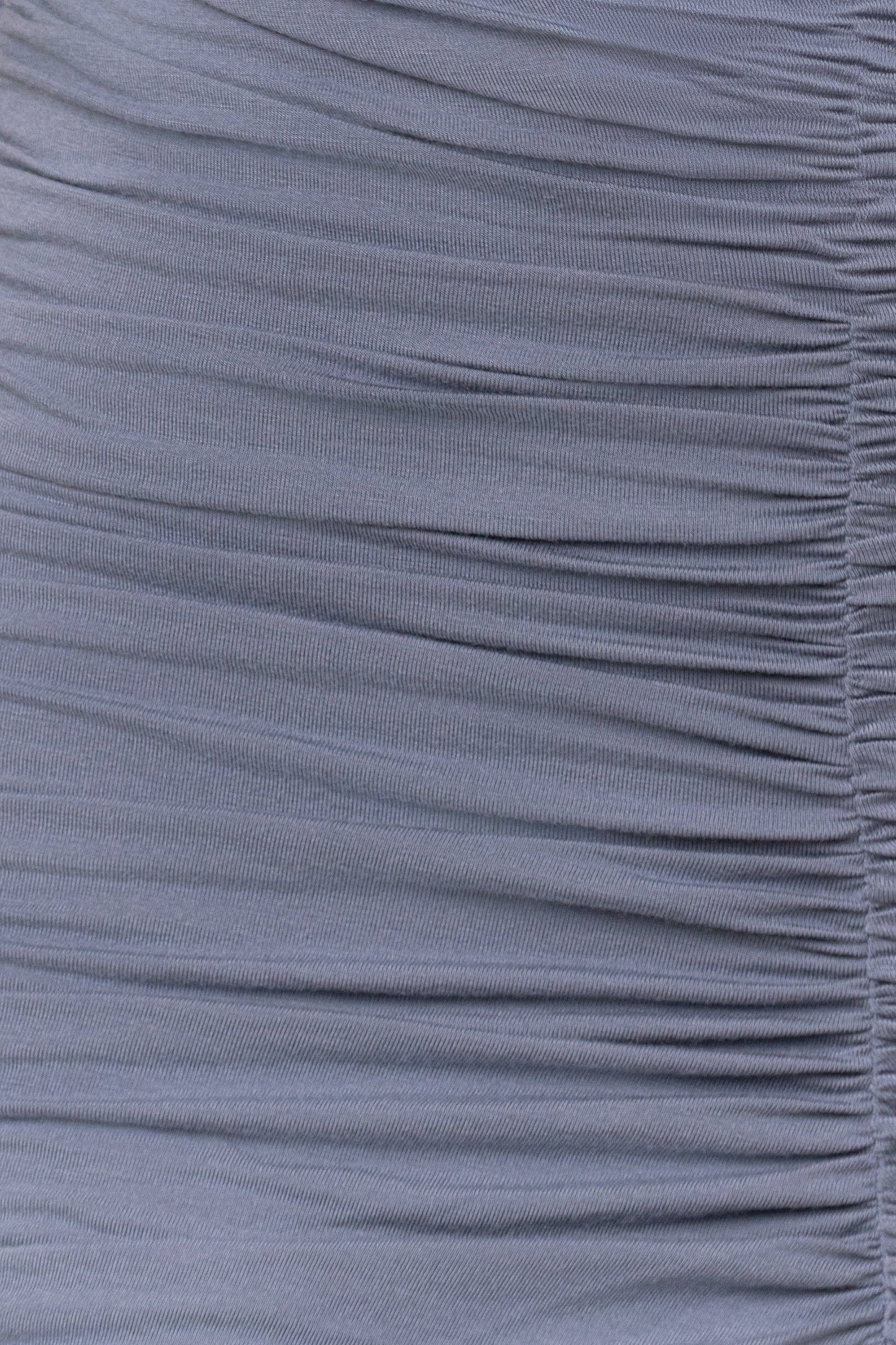 « Soirées Dorées » — Robe Longue Dos Nu Licou, Bleu