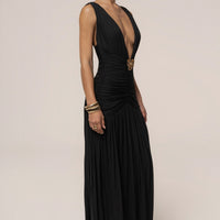 « Soirées Dorées » — Robe Longue Dos Nu Licou, Noir