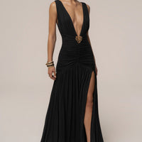 « Soirées Dorées » — Robe Longue Dos Nu Licou, Noir