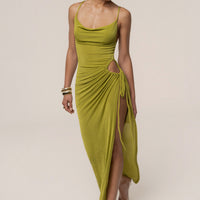 « Haute Exigence » — Robe Longue Drapée Échancrée, Vert Citron