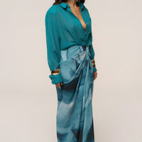 « Brise d'Azur » — Chemisier Oversize à Col Classique, Bleu Aqua