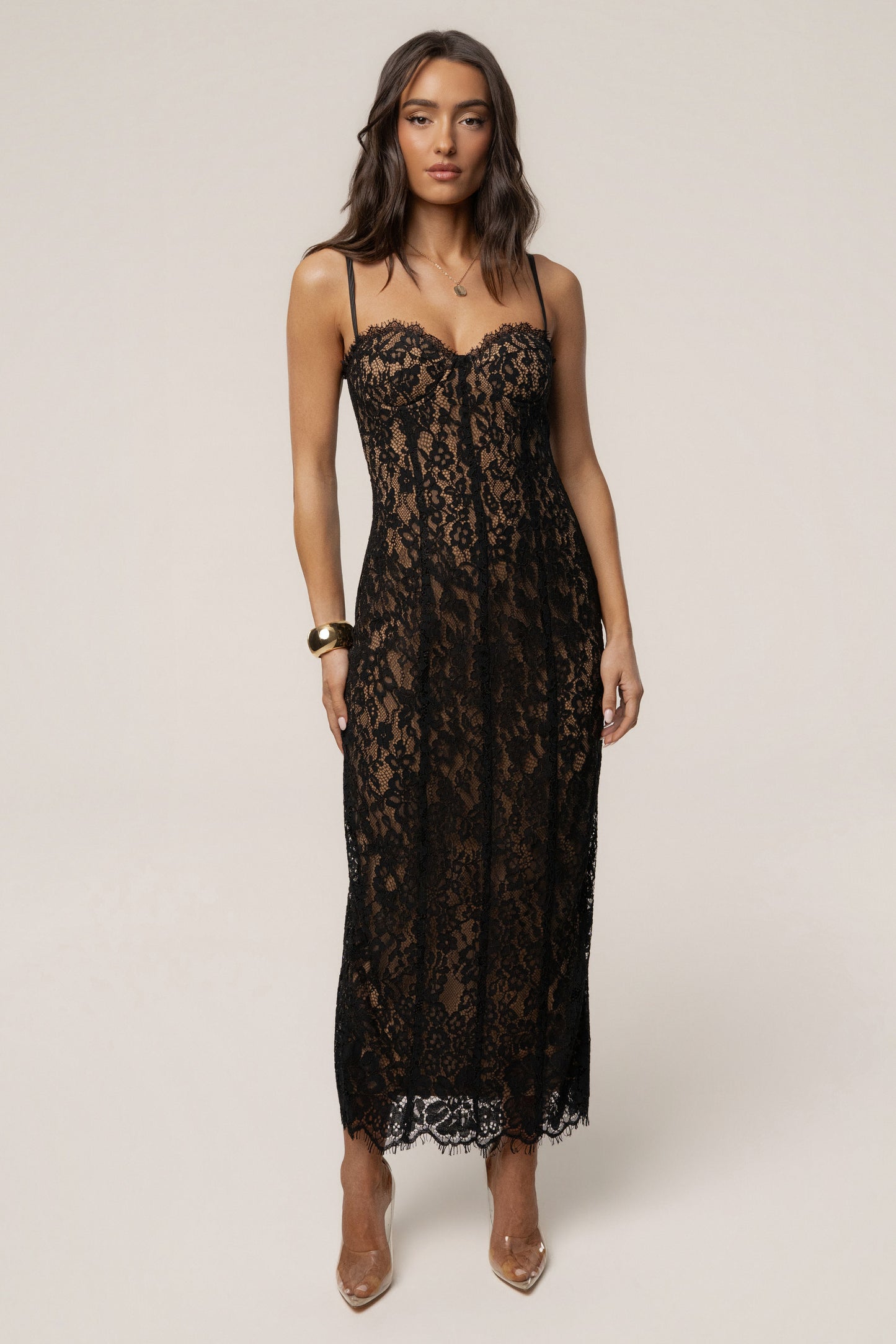 « Chant du Cœur » — Robe Mi-Longue Corset en Dentelle, Noir