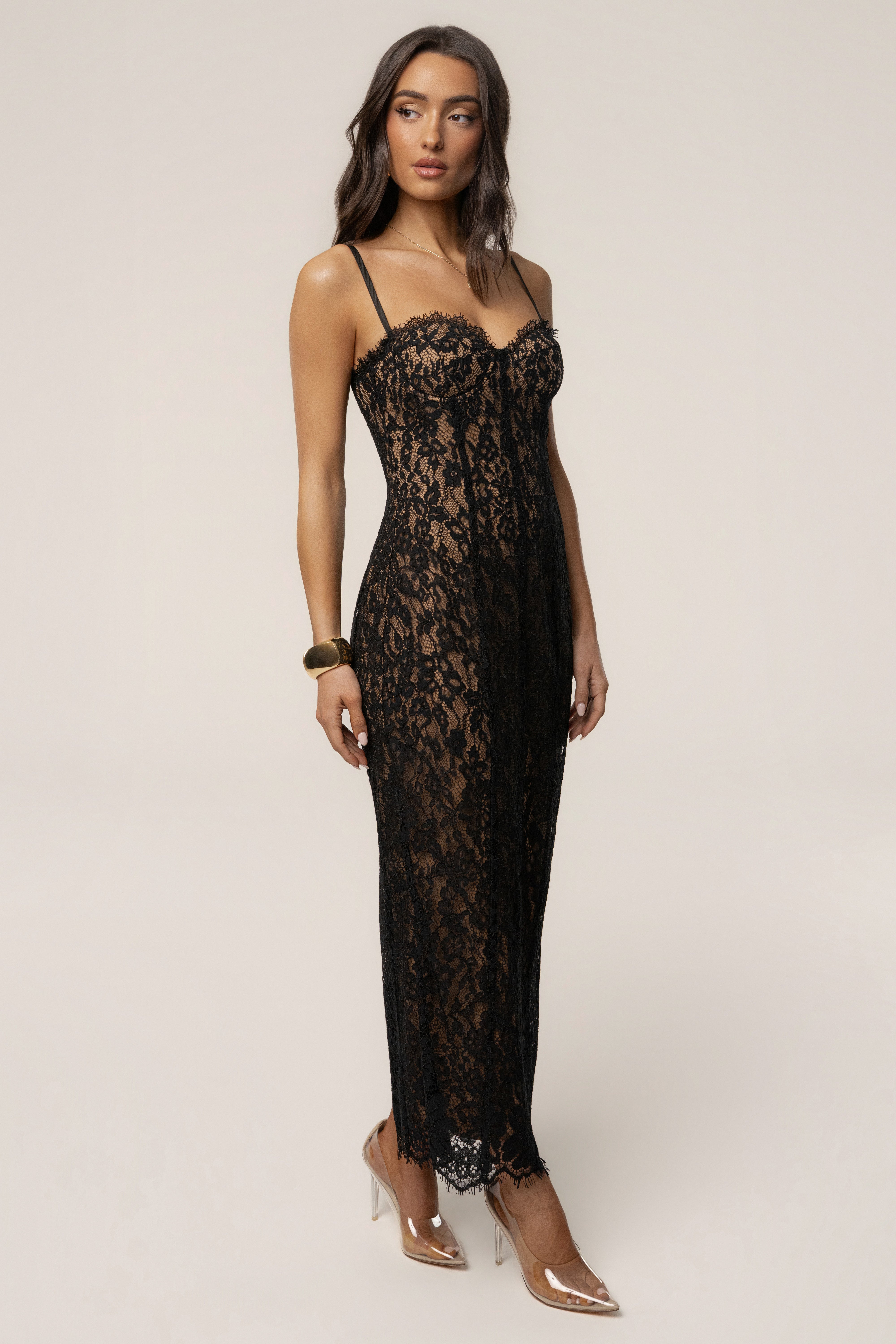 « Chant du Cœur » — Robe Mi-Longue Corset en Dentelle, Noir