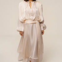 « Élégance Drapée » — Robe Longue, Crème