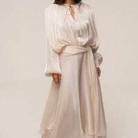 « Élégance Drapée » — Robe Longue, Crème