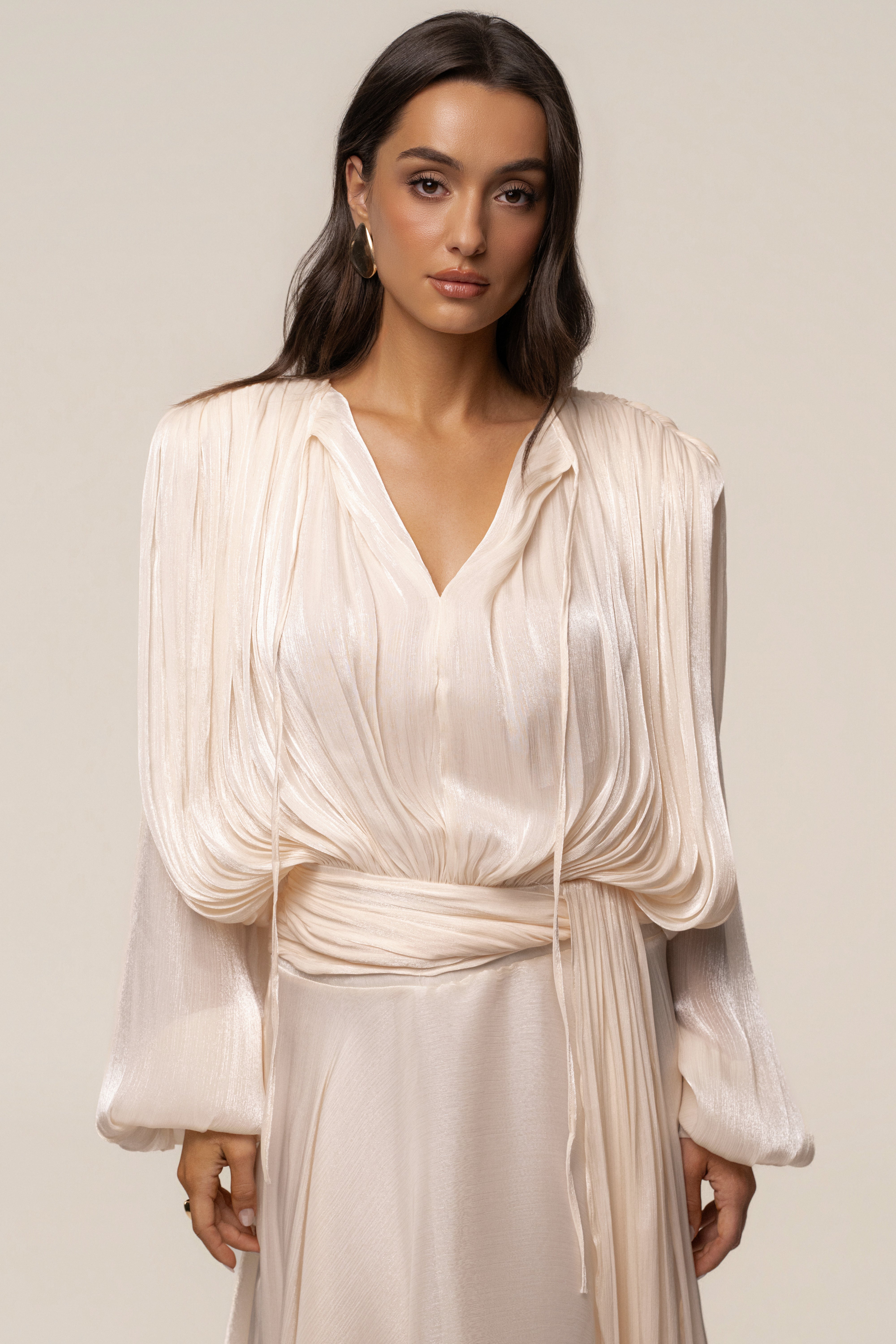 « Élégance Drapée » — Robe Longue, Crème