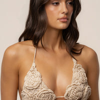 « Sable Doré » — Bikini Triangle en Crochet Fleuri, Beige