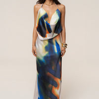 « Delmara » — Robe Longue Drapée Satinée, Multicolore