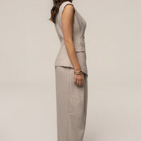 « Executive » — Ensemble Tailleur Rayé, Beige