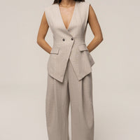 « Executive » — Ensemble Tailleur Rayé, Beige