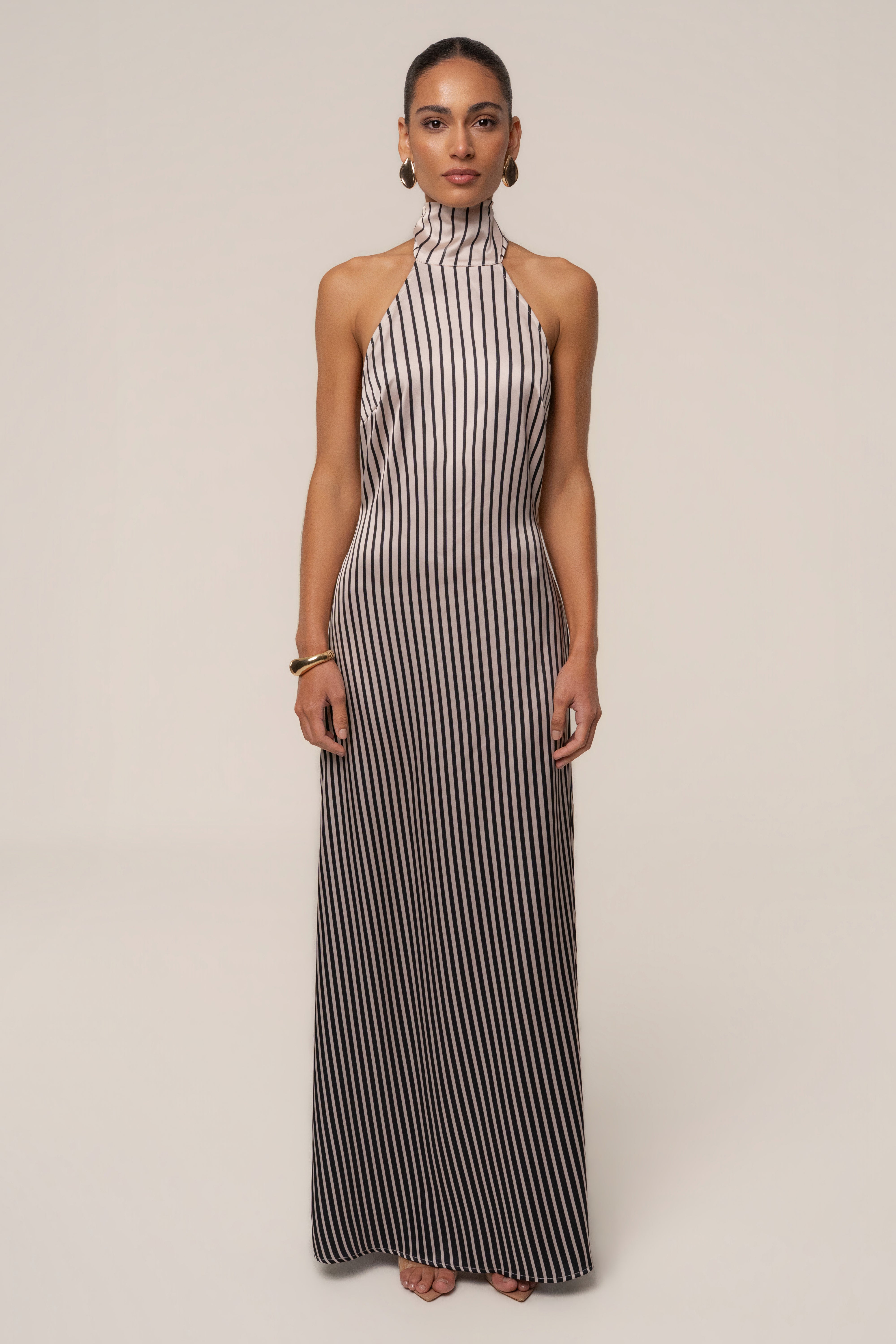 « Lueur Rayée » — Robe Longue Rayée Satinée, Ivoire