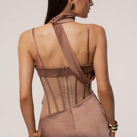 «Lueur ambrée» — robe corset longue, bronze