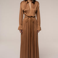« Ligne Haute » — Robe Longue à Col, Fauve