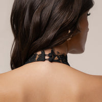 «Regard de dentelle» — robe mini, noire