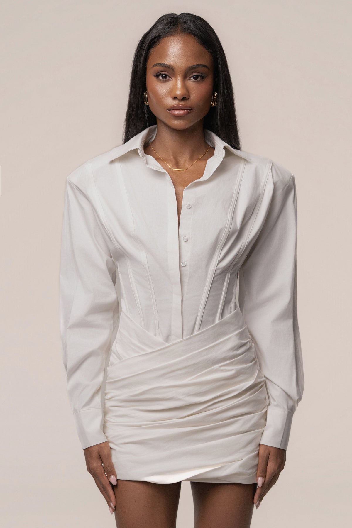 «Chic de ville» — robe chemise, crème