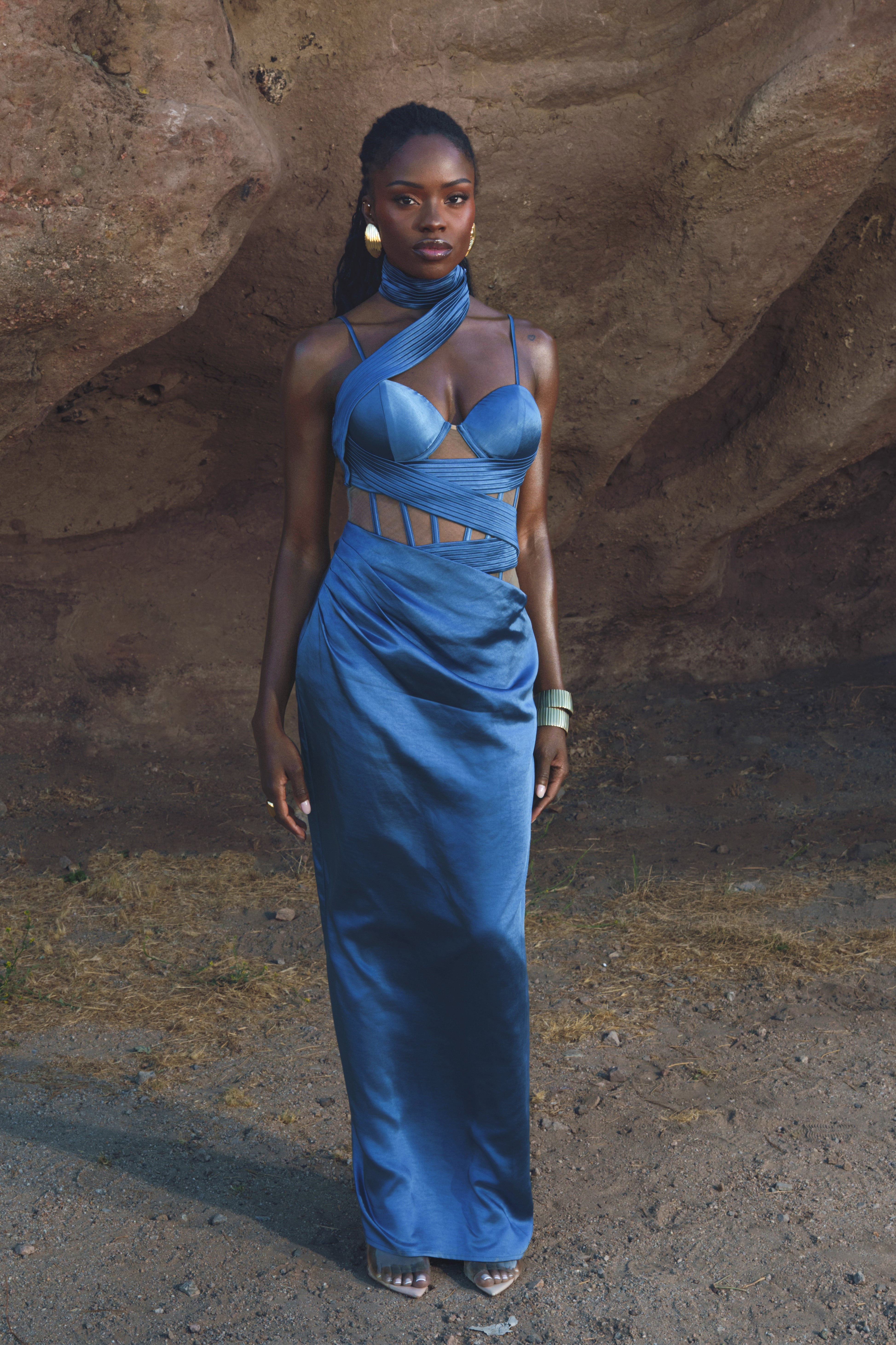 « Heure Dorée » — Robe Longue Corset, Bleu