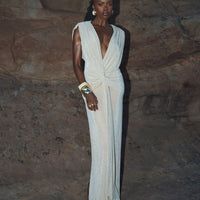« Palma » — Robe Longue Décolletée, Pierre