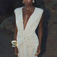 « Palma » — Robe Longue Décolletée, Pierre