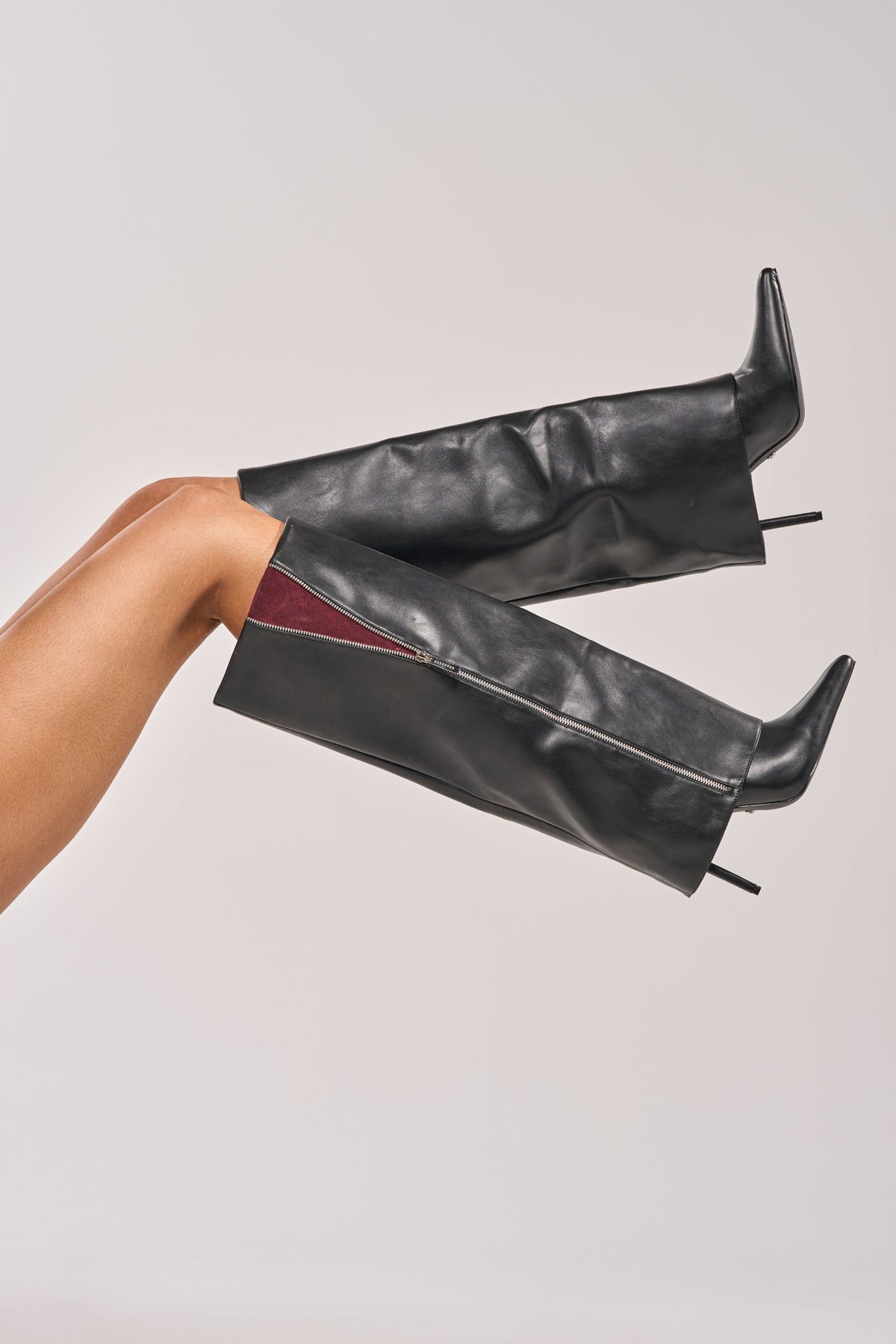 « Nuit » — Bottes à talon stiletto, Noir