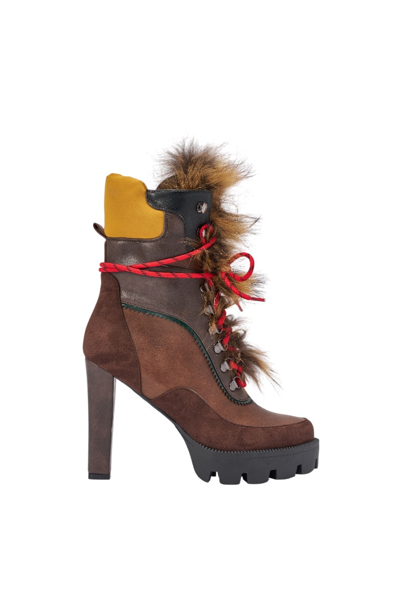« Pétale » — Bottes à talon bloc, Marron