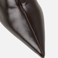 « Silhouette » — Bottes Froncées à Bout Pointu, Marron