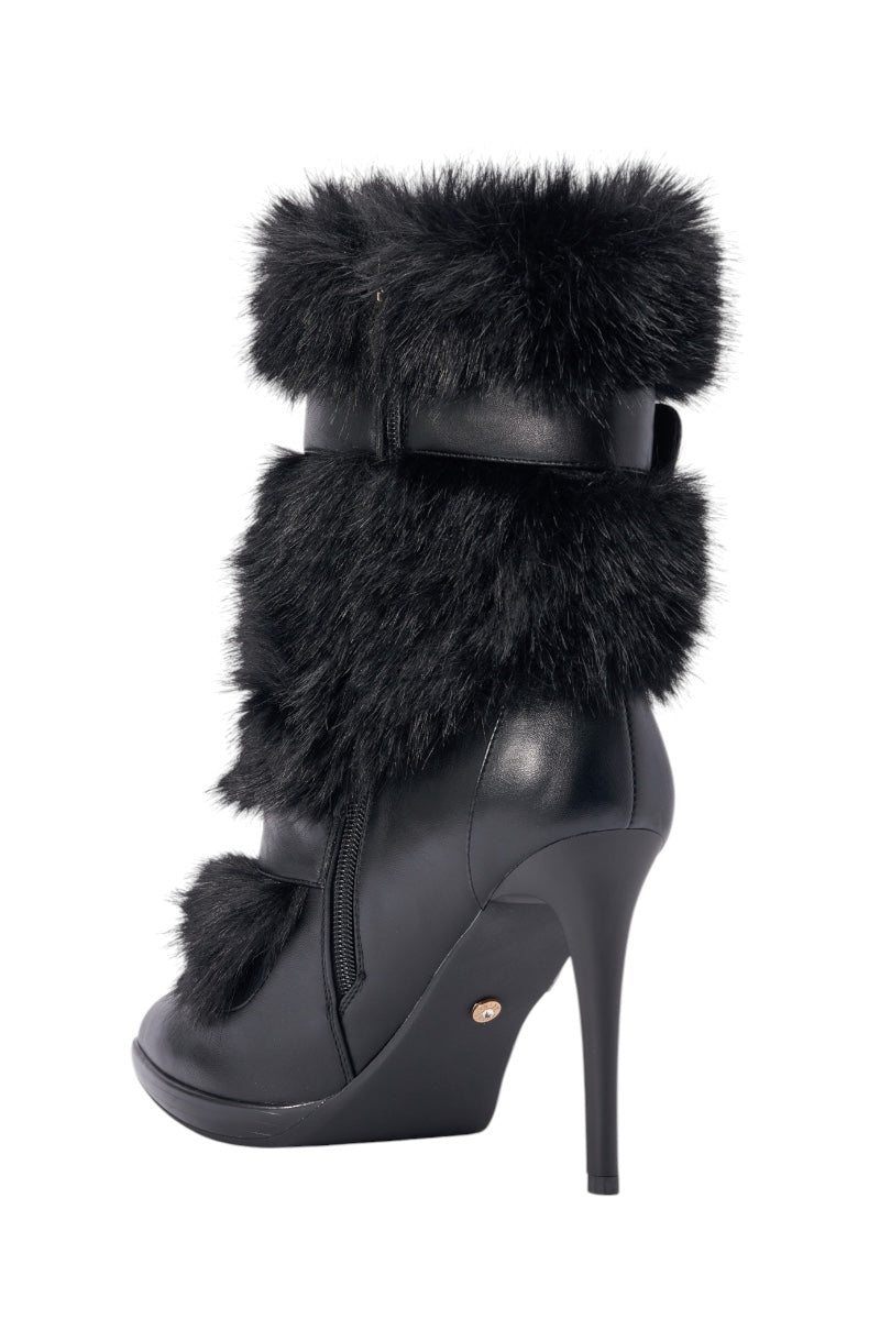 « Nocturne » — Bottes à talon stiletto, Noir