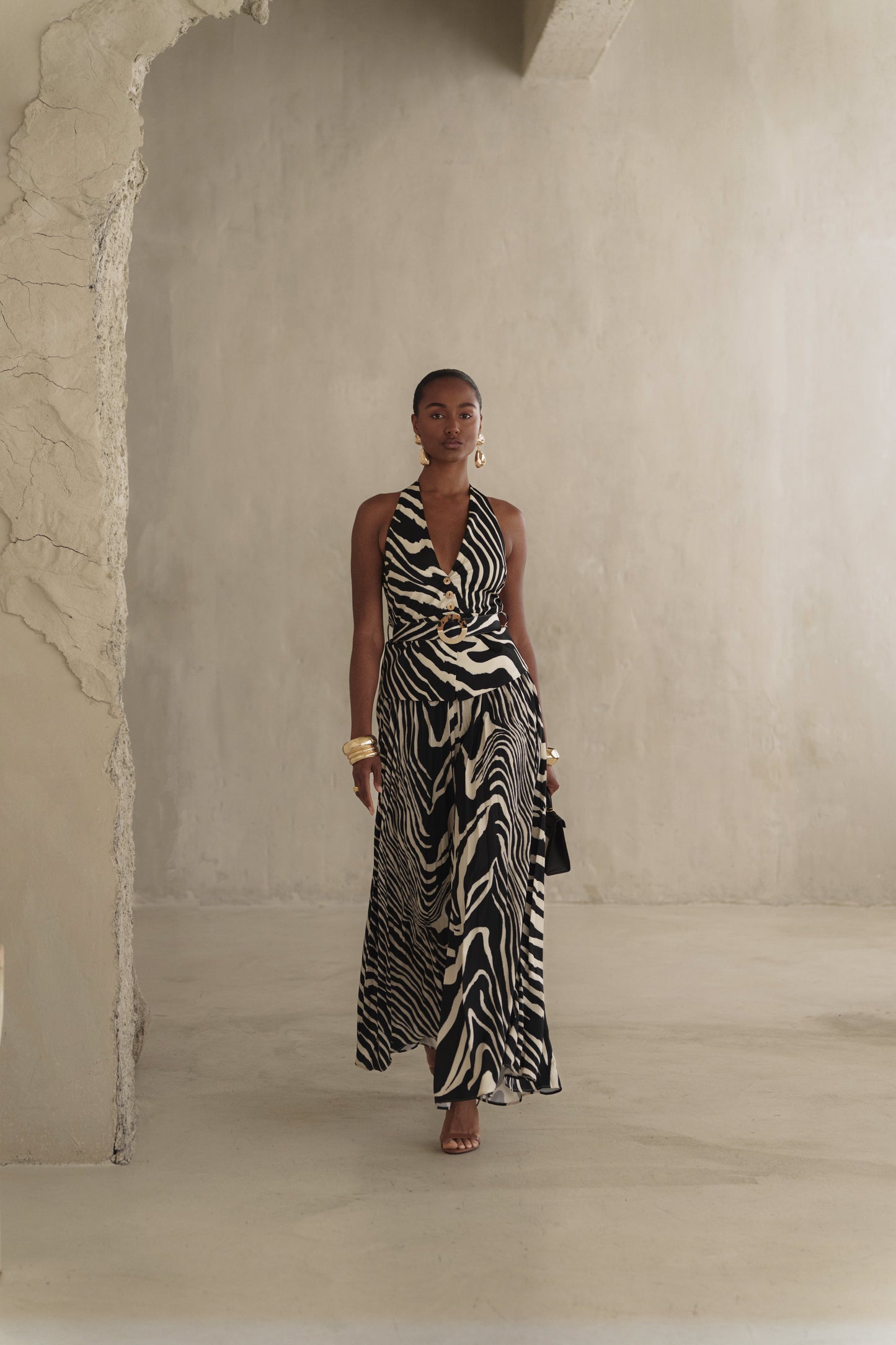 « Oasis Sauvage » — Ensemble Pantalon Large Imprimé, Noir