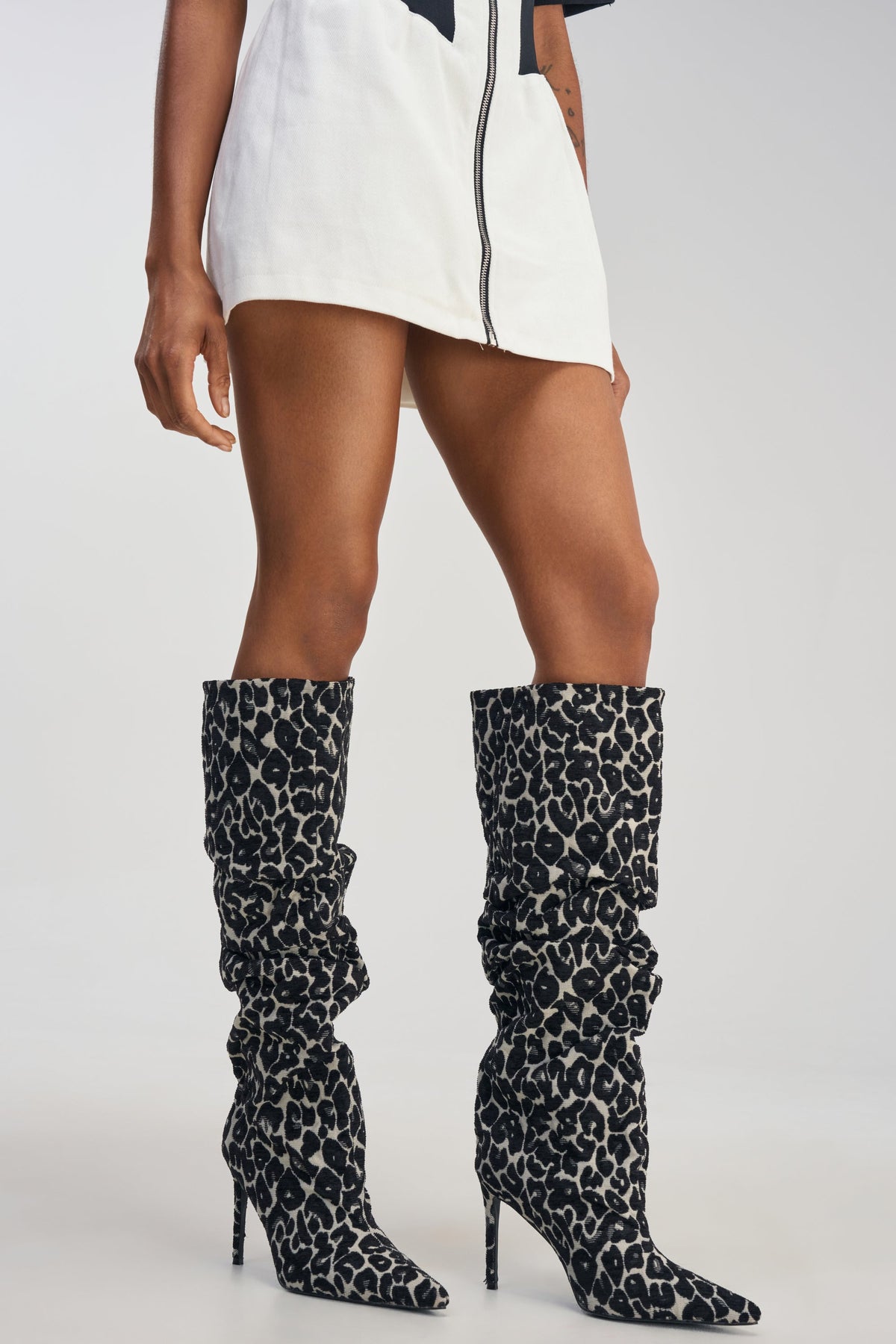 « Jade » — Bottes à talon stiletto, Noir